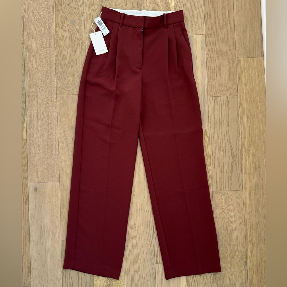 NWT Aritzia Wilfred Pleated Trousers Size 4